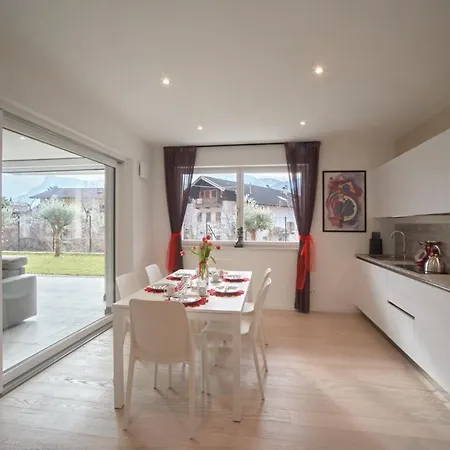 Penthouse & Garden - Luxury Postal / Burgstall